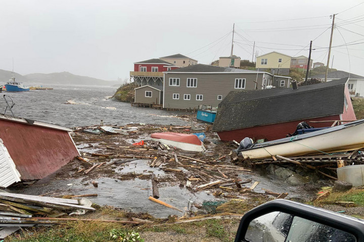 Fiona, topan pasca-tropis yang sebelumnya menewaskan tujuh orang di Karibia, melanda Nova Scotia dan Newfoundland pada Sabtu, 24 September 2022 waktu setempat.