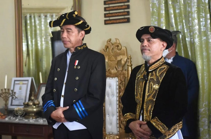 Sementara itu, Sultan Ternate ke-49, Sultan Hidayatullah Sjah menyampaikan gelar Dada Ma Dopo Malomo memiliki makna sebagai pemimpin besar atau pemimpin sebuah negara besar.