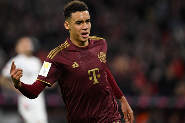 Musiala kemudian mencetak gol sendiri pada menit ke-17, setelah sebelumnya melakukan umpan satu dua dengan penyerang veteran Thomas Mueller.