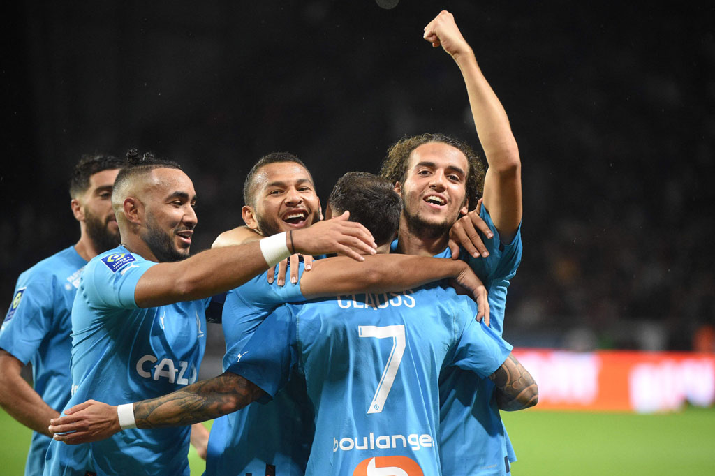 Justru tim tamu berhasil unggul terlebih dahulu lewat Jonathan Clauss. Dari lini tengah Luis Suarez mengoper bola ke arah Clauss yang memiliki ruang di sisi kiri.  Bek sayap itu kemudian berlari ke arah kotak penalti, melewati beberapa pemain bertahan, sebelum melepaskan tembakan kaki kiri yang menjebol gawang Leverkusen.