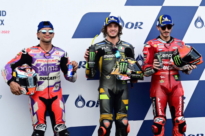 Bezzercchi diikuti dua pembalap Ducati lainnya Jorge Martin dengan selisih 0.021 detik, dan Francesco Bagnaia, dengan jarak 0,104 detik.