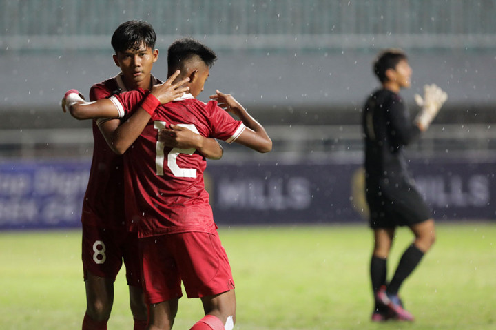 Di babak pertama Garuda Asia sudah unggul 7-0 masing-masing lewat gol Arkhan Kaka (4 gol), Narendra Tegar, Muhammad Riski Afrisal, Arkhan Kaka, dan Sulthan Zaky.