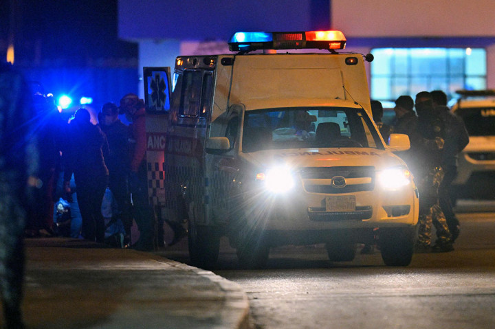 
SNAI sebelumnya mengumumkan bahwa unit taktis melanjutkan operasi untuk dapat mengendalikan kembali fasilitas penjara yang terletak di kota Latacunga, Ekuador selatan tersebut.