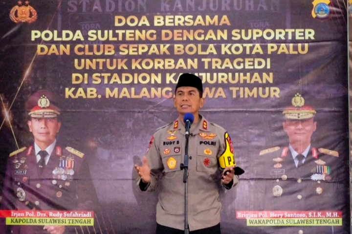 Baik Kapolda Sulteng maupun Walikota Palu, dalam sambutannya sama-sama menyampaikan ungkapan bela sungkawa dan duka cita yang mendalam untuk para korban.