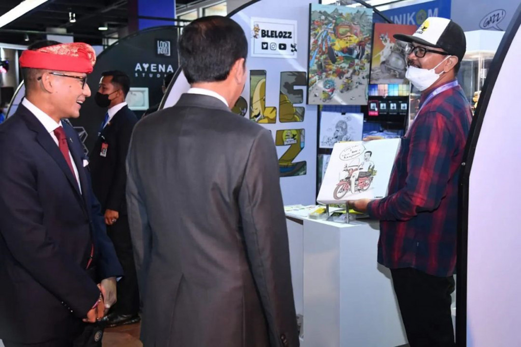 Dia mengatakan, ekonomi kreatif tetap mampu lalu lalang saat pandemi Covid-19 dimana pergerakan masyarakat dibatasi.