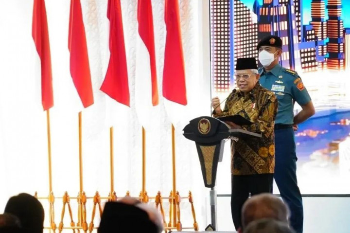 Wakil Presiden Ma’ruf Amin resmi membuka gelaran Indonesia Sharia Economic Festival (ISEF) ke-9 tahun 2022. ISEF merupakan acara tahunan terbesar di Indonesia yang menjadi wadah integrasi berbagai kegiatan di sektor ekonomi dan keuangan syariah (Eksyar) yang digelar Bank Indonesia (BI) pada 5-9 Oktober 2022.