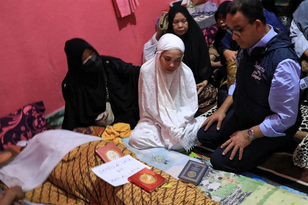Anies juga menegaskan bahwa pihaknya akan mengulas bagaimana proses terjadinya musibah sebagai bahan pembelajaran agar di masa mendatang musibah serupa tak terulang kembali. “Mengapa ini perlu dilakukan? Agar kita bisa mencegah potensi kejadian berulang,” tuturnya.