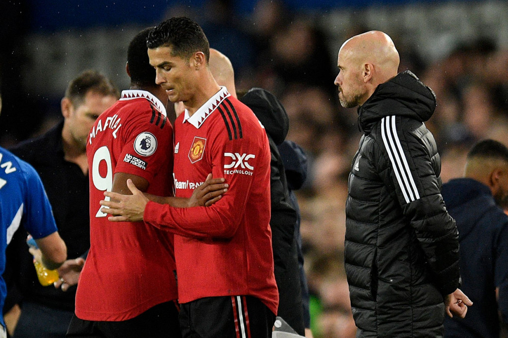 Cederanya Anthony Martial pada menit ke-29 menjadi 'berkah' buat Cristiano Ronaldo. CR7 dimasukkan menggantikan pemain Prancis tersebut.