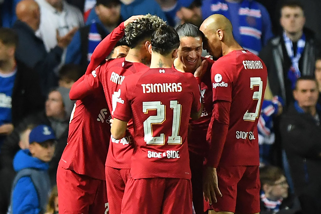 Darwin Nunez turut mencatatkan namanya di papan skor sekaligus membawa Liverpool menjauh 3-1 pada menit ke-66.
