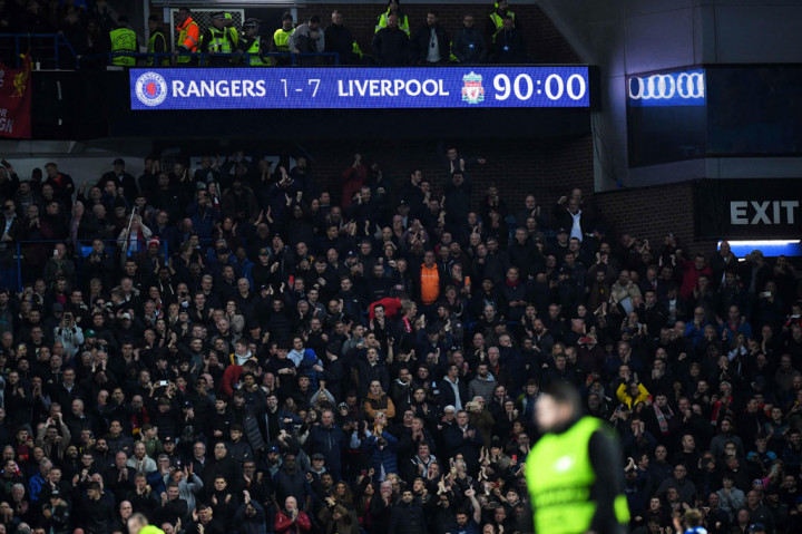 Tambahan tiga poin membawa Liverpool di posisi kedua klasemen Grup A dengan sembilan poin, selisih tiga angka dari Napoli yang memastikan lolos ke fase selanjutnya. Sedangkan Rangers masih terpuruk di juru kunci tanpa satu kali pun menang dalam empat laga.