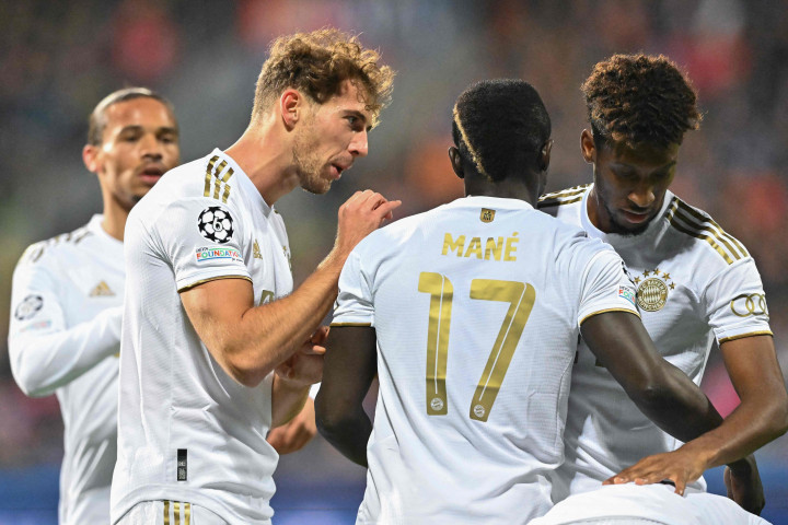 Hasil ini membuat Bayern Muenchen makin kokoh di puncak klasemen sementara dengan 12 poin. Kemenangan ini memastikan Bayern Muenchen lolos ke babak 16 besar Liga Champions. 