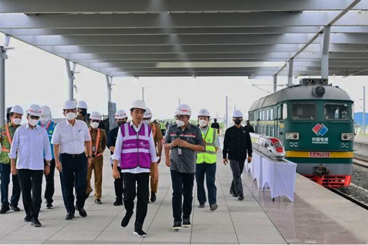 Presiden menyebutkan kendala yang terjadi dalam pembangunan itu yakni saat membuat dua terowongan, yakni di Tunnel 2 dan Tunnel 11. Menurutnya di area tersebut kondisi tanahnya sempat menyulitkan pembangunan. 