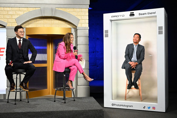  Pacquiao berencana menggelar pertarungan eksibisi pada Desember 2022 medantang melawan YouTuber Korea Selatan. Pertarungan itu, dia bilang sebagai kembalinya dirinya di atas ring, sembari mengatakan dia ingin menunjukkan bahwa dia masih bertinju.