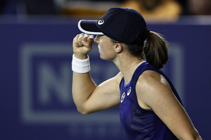 Swiatek, runner-up minggu lalu di Ostrava, mengincar gelar WTA ke-11 dalam karirnya dan gelar kedelapannya tahun ini setelah mahkota di Qatar, Indian Wells, Miami, Stuttgart, Roma dan AS dan Prancis Terbuka. 