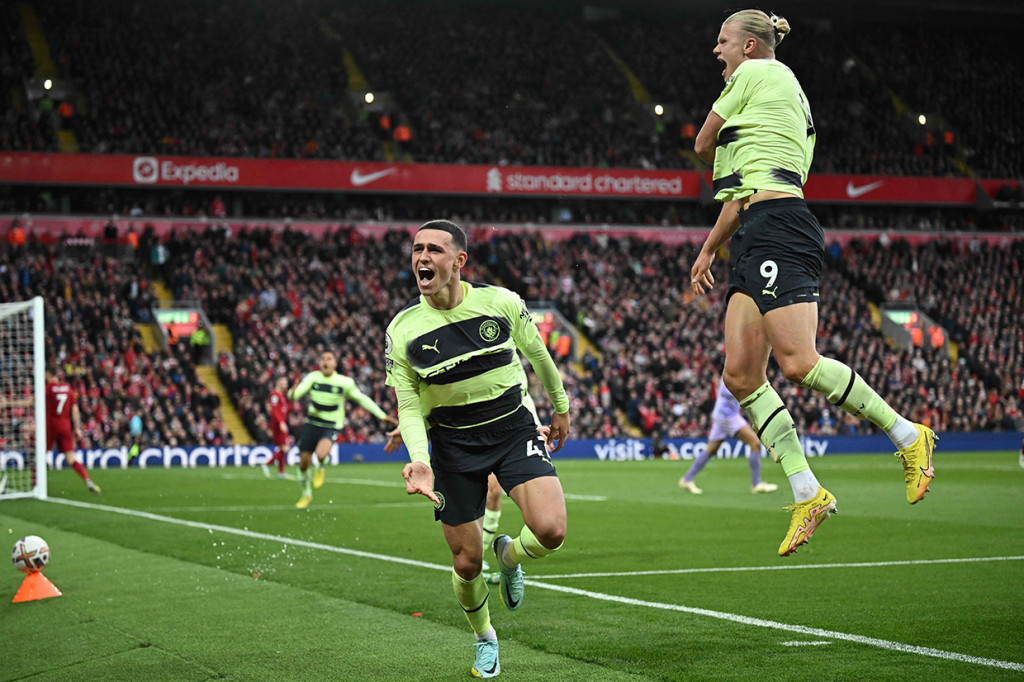 Setelah tanpa gol di babak pertama, tim tamu merasa sudah memimpin ketika Phil Foden meneruskan bola muntah. Namun, VAR mengintervensi dan menemukan pelanggaran Erling Haaland terhadap Fabinho sebelum gol tercipta. Wasit Anthony Taylor pun menganulir.