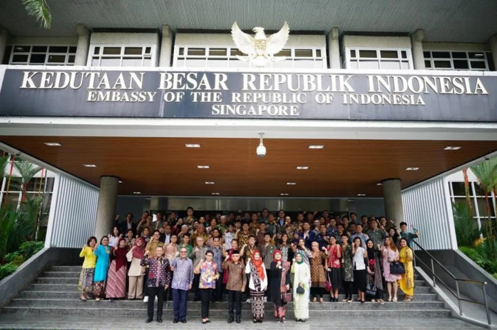 Sebagaimana diketahui, banyak warga negara Indonesia yang memiliki usaha di Singapura, salah satunya di bidang kuliner.