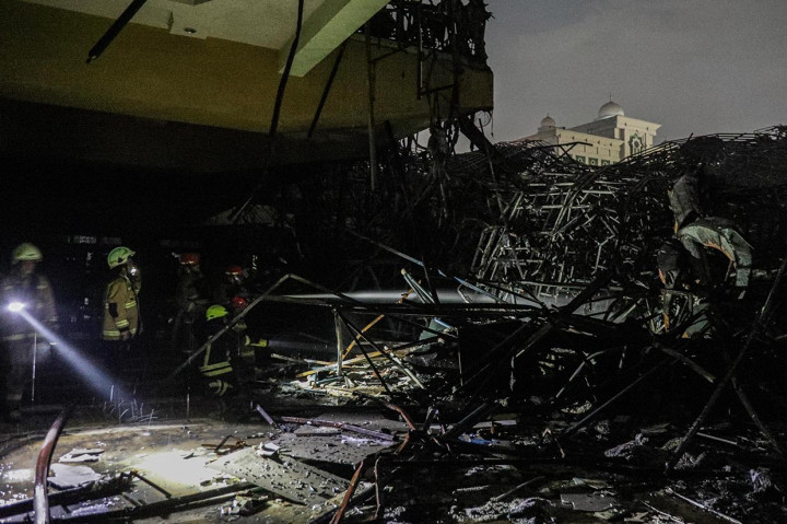 Jakarta Islamic Center, yang berada di Kecamatan Koja, Jakarta Utara (Jakut), dilanda kebakaran pada sore tadi, Rabu, 19 Oktober 2022. Saat ini kebakaran sudah dipadamkan petugas. Kebakaran berhasil dipadamkan sekitar pukul 18.53 WIB. 