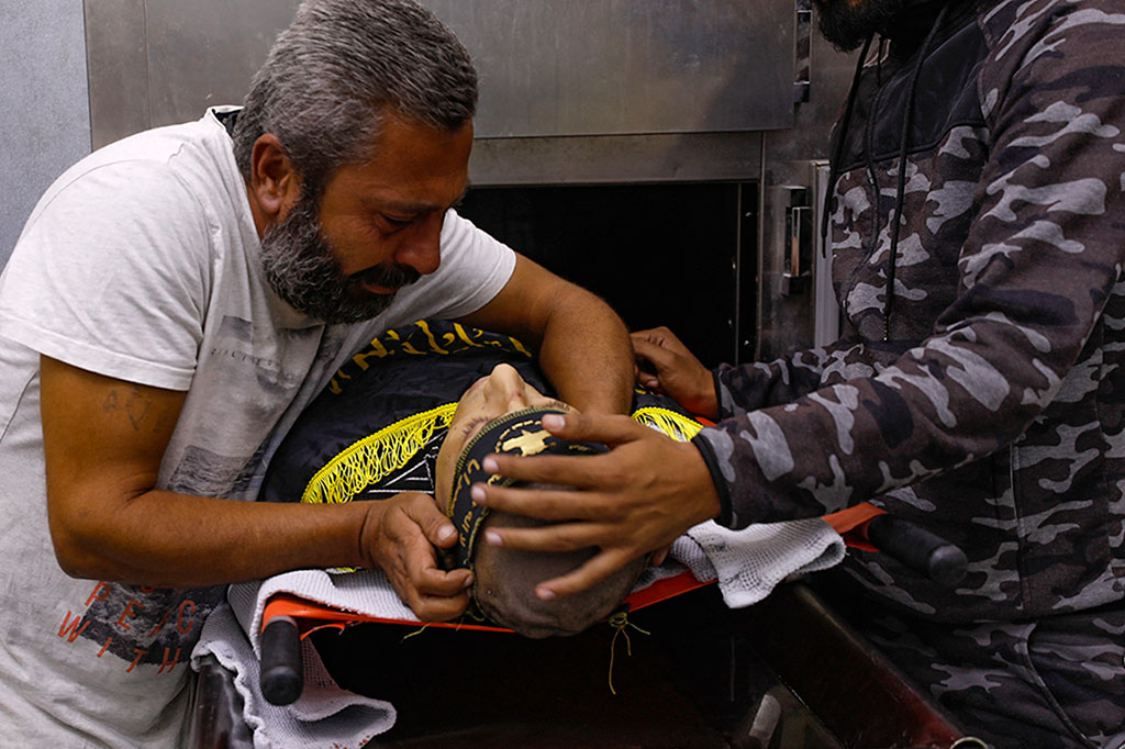 Seorang warga Palestina tewas semalam dalam bentrokan dengan tentara Israel selama operasi di kota Jenin, Tepi Barat yang diduduki. 