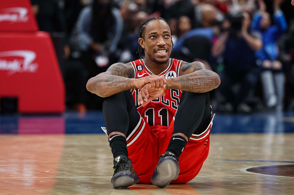 Sementara Bulls nyaris meraih kemenangan beruntun tanpa Zach LaVine, tapi raihan 32 poin DeMar DeRozan, 24 poin Nikola Vucevic, serta masing-masing 10 poin dari Coby White dan Andre Drummond tak cukup untuk mewujudkan itu.