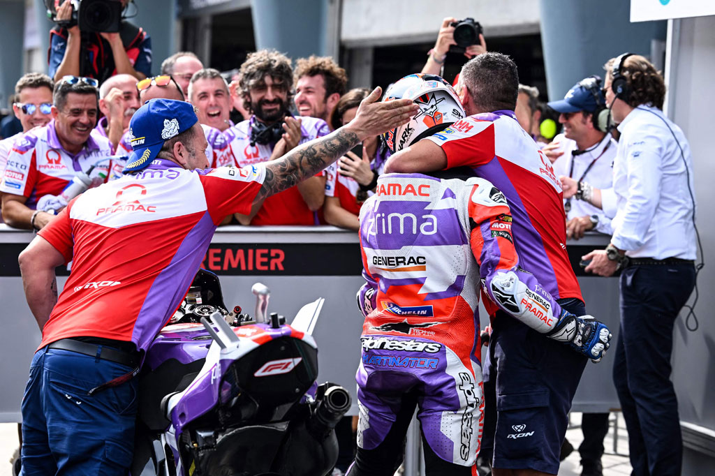 Pembalap Spanyol Jorge Martin mencatat putaran tercepat di Sepang untuk mengamankan posisi terdepan Grand Prix Malaysia hari Minggu, 23 Oktober 2022.