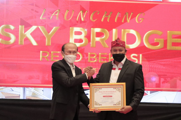 Plt Wali Kota Bekasi, Tri Adhianto mengatakan, kebutuhan akan moda transportasi massal terbilang sangat diperlukan, dan bisa menjadi solusi dalan menjawab kebutuhan mobilitas masyarakat. 