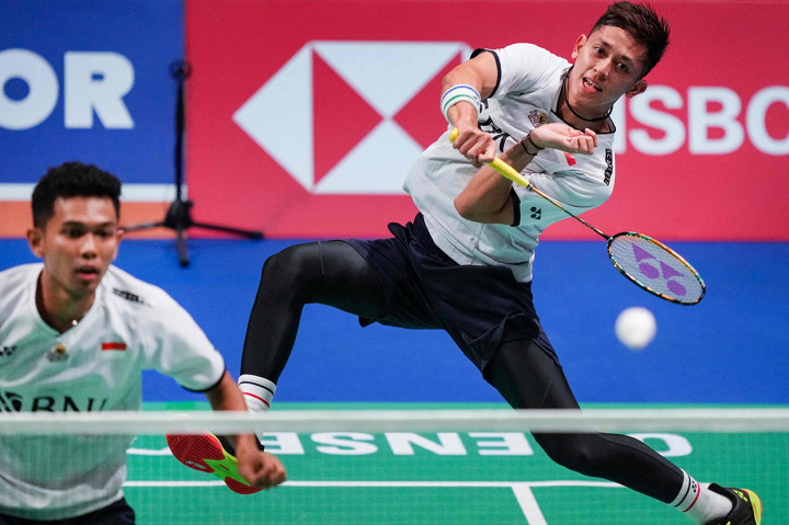 Fajar Alfian/Muhammad Rian Ardianto sukses meraih gelar juara Denmark Open 2022 usai mengalahkan Kevin Sanjaya Sukamuljo/Marcus Fernaldi Gideon. Duel berjalan dramatis.