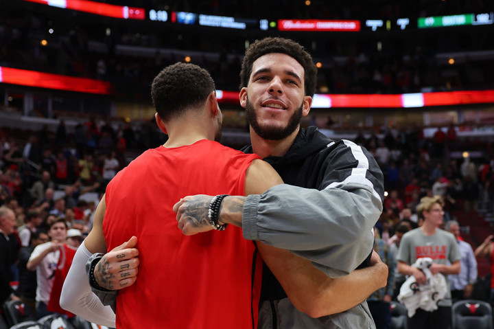Chicago Bulls menyudahi dua kekalahan beruntun setelah memaksa Boston Celtics dengan skor 120-102 dalam lanjutan NBA di United Center, Illinois, Selasa, 25 Oktober 2022 WIB.