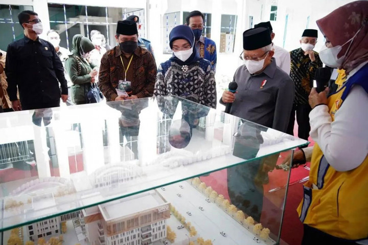 Ma'ruf mengapresiasi proses pembangunan kampus di bawah naungan Pengurus Besar Nahdlatul Ulama (PBNU) itu berjalan sesuai target. 