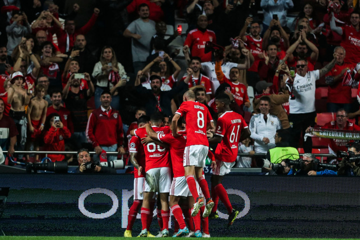 Benfica sukses mengalahkan Juventus dengan skor ketat 4-3 dalam laga matchday 5 fase grup Liga Champions 2022/2023 yang digelar di Estadio da Luz, Rabu, 26 Oktober 2022, dini hari WIB.