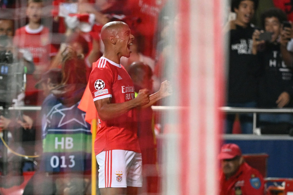 Joao Mario melakukan selebrasi usai mencetak gol ke gawang Juventus dalam laga matchday 5 fase grup Liga Champions 2022/2023 yang digelar di Estadio da Luz, Rabu, 26 Oktober 2022, dini hari WIB.