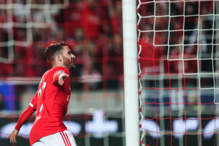 Berkat hasil ini, Benfica kini menempati peringkat dua klasemen Grup H dengan poin 11 dan berhak lolos ke 16 besar. Sementara itu, Juventus menduduki posisi ketiga dengan poin 3.
