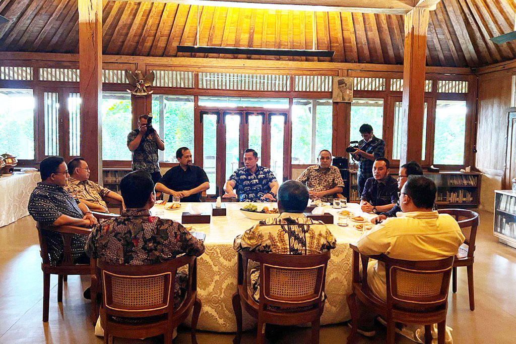 Kesepakatan lain, yaitu soal deklarasi koalisi. Partai NasDem, Partai Demokrat, dan PKS sepakat mendeklarasikan kerja sama politik Pemilihan Presiden (Pilpres) 2024.