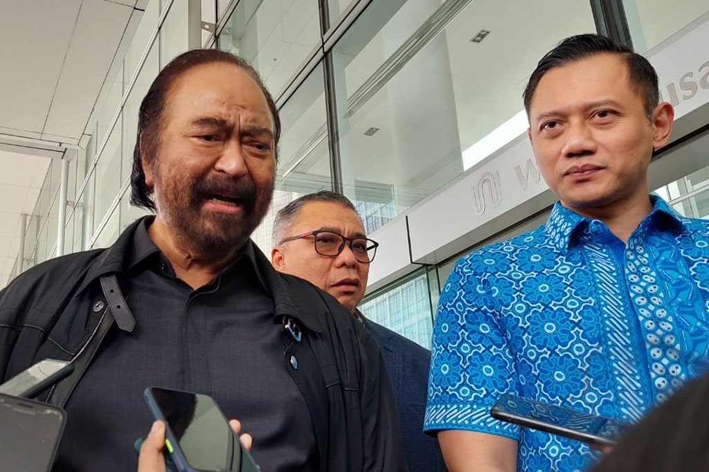 Ketua Umum DPP Partai NasDem Surya Paloh dan Ketua Umum DPP Partai Demokrat Agus Harimurti Yudhoyono (AHY) kembali melakukan pertemuan untuk bersilaturahmi di Wisma Nusantara, Jakarta, Rabu, 26 Oktober 2022. Banyak hal yang dibahas dalam pertemuan tersebut.Ketua Umum DPP Partai NasDem Surya Paloh dan Ketua Umum DPP Partai Demokrat Agus Harimurti Yudhoyono (AHY) kembali melakukan pertemuan untuk bersilaturahmi di Wisma Nusantara, Jakarta, Rabu, 26 Oktober 2022. Banyak hal yang dibahas dalam pertemuan tersebut.