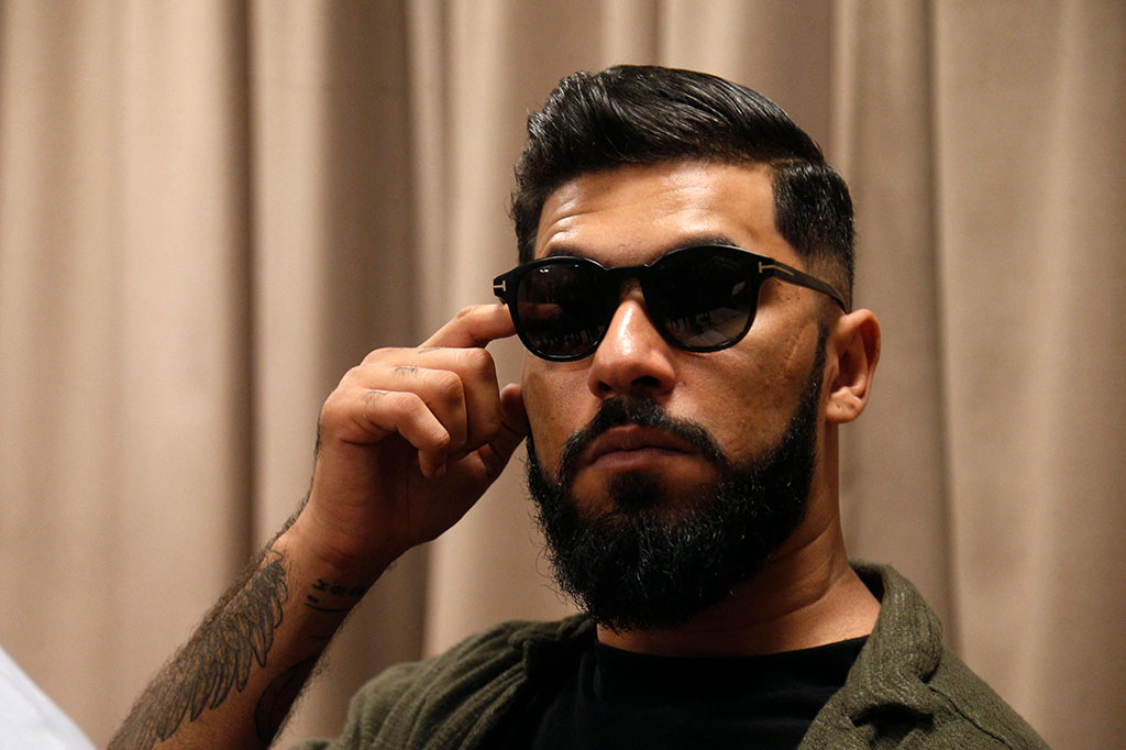 Rapper kelahiran Casablanca, yang nama aslinya adalah Taha Fahssi dan yang merupakan bintang besar di dunia musik berbahasa Arab itu, pada akhir September mengatakan kepada wartawan usai salah satu konsernya, 