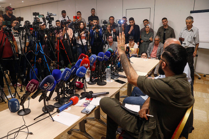 Toto adalah artis Arab paling laris di Maghreb pada tahun 2021 di Spotify, dengan lebih dari 50 juta unduhan. Saluran YouTube-nya sementara itu mempertahankan 2,7 juta pelanggan, dengan video populer menarik puluhan juta tampilan. 