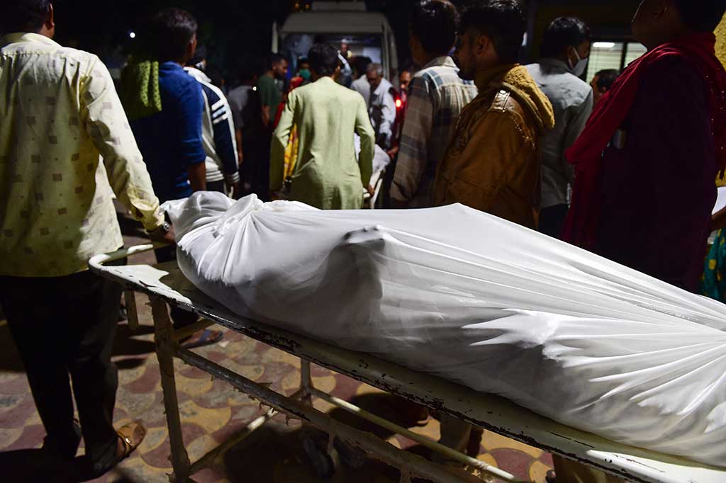 Jembatan gantung dengan panjang 233 meter (764 kaki) dan lebar 1,5 meter, diresmikan pada 1880 oleh otoritas kolonial Inggris dan dibuat dengan bahan yang dikirim dari Inggris.
