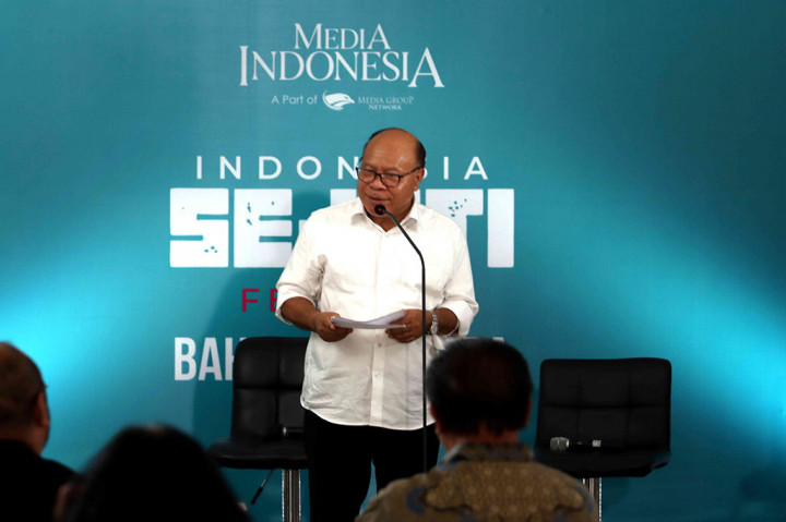 “Penggunaan bahasa Indonesia di seluruh penjuru negara ialah sebuah prestasi bangsa Indonesia. Dari Sabang sampai Merauke, semua menggunakan bahasa Indonesia. Ini pencapaian bangsa kita,” kata Mirdal.