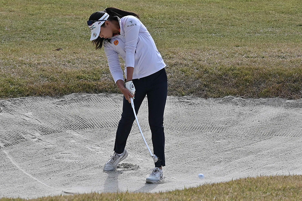 Atthaya merupakan pegolf di bawah usia 20 tahun kedua yang menduduki nomor satu dunia setelah pegolf Selandia Baru Lydia Ko yang berusia 17 tahun ketika menduduki peringkat teratas pada 2015. Ko kini nomor tiga dunia.