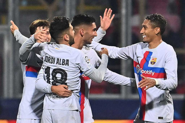 Barca sukses mencetak gol kedua pada menit ke-44. Ferran Torres menyelesaikan umpan silang yang diberikan oleh Jordi Alba dari sisi kiri. Gol sempat dianulir, tetapi disahkan setelah wasit mengecek VAR. Skor 2-0 bertahan hingga jeda.