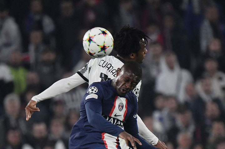 Juventus dan PSG bermain terbuka pada awal babak kedua. kedua saling berganti menguasai bola dan menciptakan peluang. Namun, tim asuhan Massimiliano Allegri terus mencoba untuk menguasai bola.