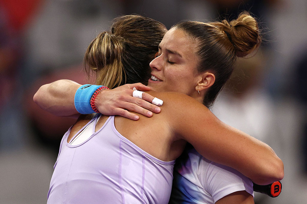 Petenis Yunani Sakkari mengamankan tempatnya di semifinal di Fort Worth, Texas, setelah mengalahkan unggulan ketujuh Aryna Sabalenka dari Belarusia 6-2, 6-4.