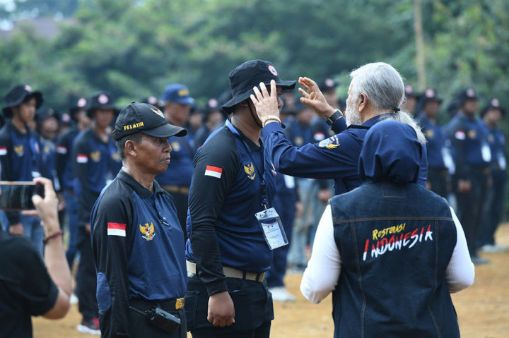 Upacara pembukaan dipimpin oleh Gubernur ABN, Mayjen TNI (Purn.) IGK Manila di Bumi Kepanduan Sentul, Kamis, 3 November 2022. “Pelatihan Satgas Panglima Itam adalah salah satu program kaderisasi untuk menghasilkan kader-kader yang cerdas, militan, dan terampil, serta memiliki jiwa ke-NasDem-an sejati yang mampu bergerak secara cepat tangkas dalam beragam kegiatan politik Partai NasDem kedepannya,” ujarnya.