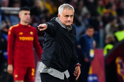 Gol itu membuat Roma menaikkan intensitas serangan mereka. Namun, pasukan Jose Mourinho itu belum mampu menjebol gawang Lazio karena Ivan Provedel tampil baik dalam menggagalkan peluang-peluang Roma.