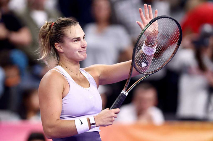 Petenis peringkat tujuh dunia Sabalenka membalas kekalahan tiga set dari petenis Polandia Swiatek pada semifinal US Open, tempat Swiatek meraih gelar Grand Slam keduanya tahun ini setelah kemenangannya di Roland Garros.