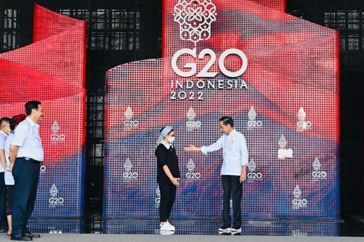 Presiden Joko Widodo menyatakan Indonesia siap untuk menerima para tamu dan menyelenggarakan Konferensi Tingkat Tinggi (KTT) G20 yang akan digelar pada 15-16 November 2022 mendatang di Provinsi Bali.
