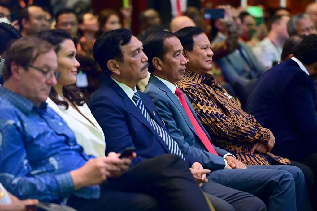 Dia menyampaikan sebagai pemimpin yang suka turun ke kampung, ke desa-desa dan ke pasar-pasar tradisional, dirinya mengetahui rakyat kecil mengajarkan kesederhanaan dan kerentanan terhadap tantangan-tantangan.