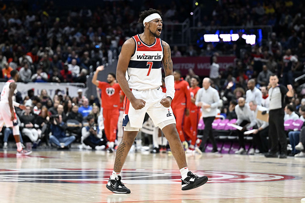 Jordan Goodwin melakukan selebrasi usai Washington Wizards mengalahkan Memphis Grizzlies 102-92 dalam lanjutan NBA di Capital One Arena, DC, Senin, 14 November 2022 WIB. Hasil tersebut menjadi kemenangan empat gim beruntun bagi Wizards.