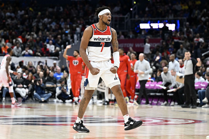 Jordan Goodwin melakukan selebrasi usai Washington Wizards mengalahkan Memphis Grizzlies 102-92 dalam lanjutan NBA di Capital One Arena, DC, Senin, 14 November 2022 WIB. Hasil tersebut menjadi kemenangan empat gim beruntun bagi Wizards.
