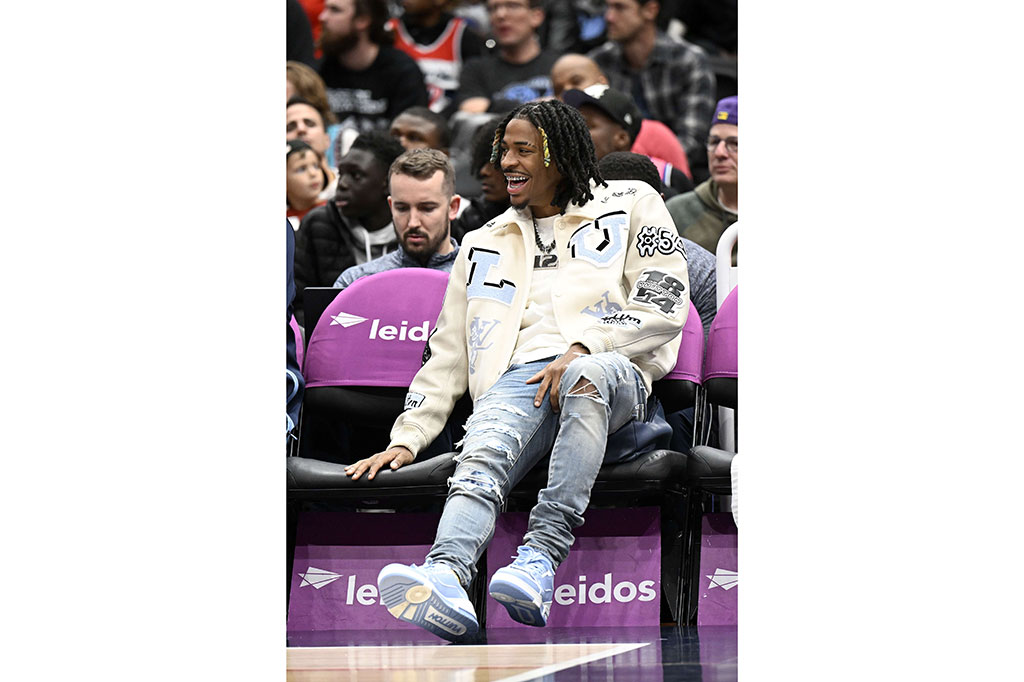 Grizzlies juga kehilangan pemain penting sebab Ja Morant absen karena masalah pergelangan kaki dan Desmond Bane mengalami rasa sakit di jari kakinya.