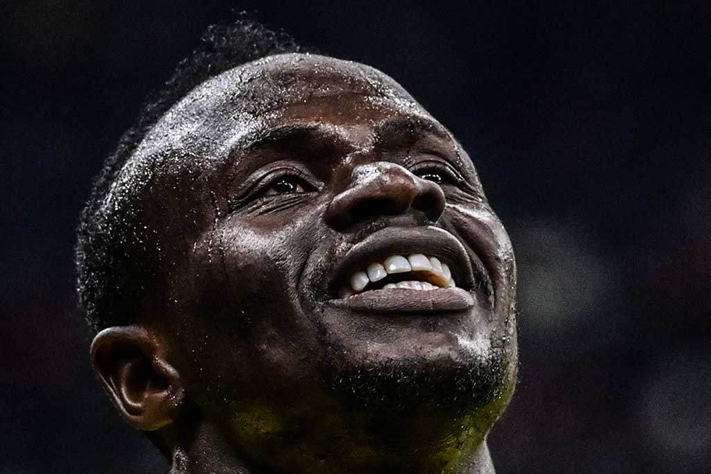 Bintang timnas Senegal Sadio Mane kehilangan kesempatan untuk bugar pada waktu kickoff Piala Dunia 2022, sehingga terpaksa dikeluar dari skuad timnas, federasi sepak Senegal mengumumkan, Kamis, 17 November 2022 waktu setempat.